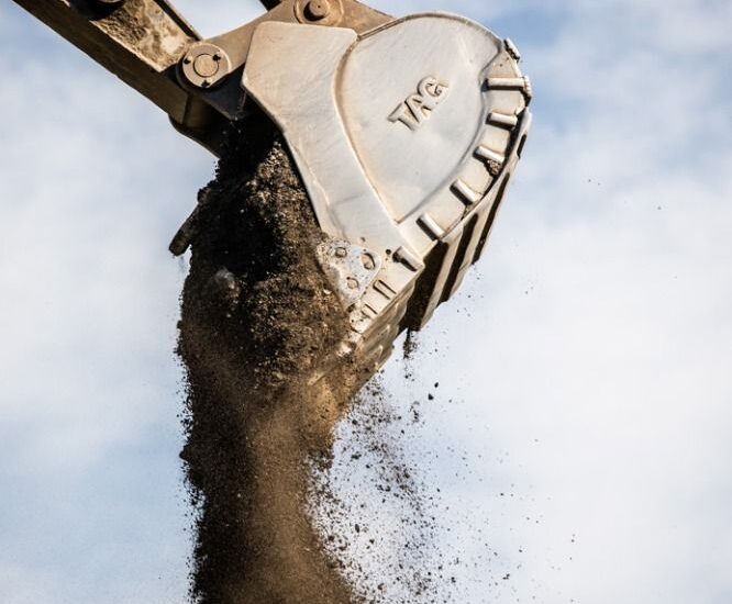 Earthmoving Equipment Hire Kadoma | Loadrite Zimbabwe