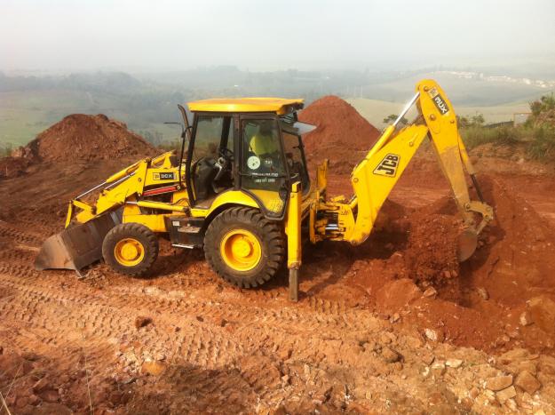 TLB Hire Zimbabwe | Backhoe Loader From $50/hr | Loadrite